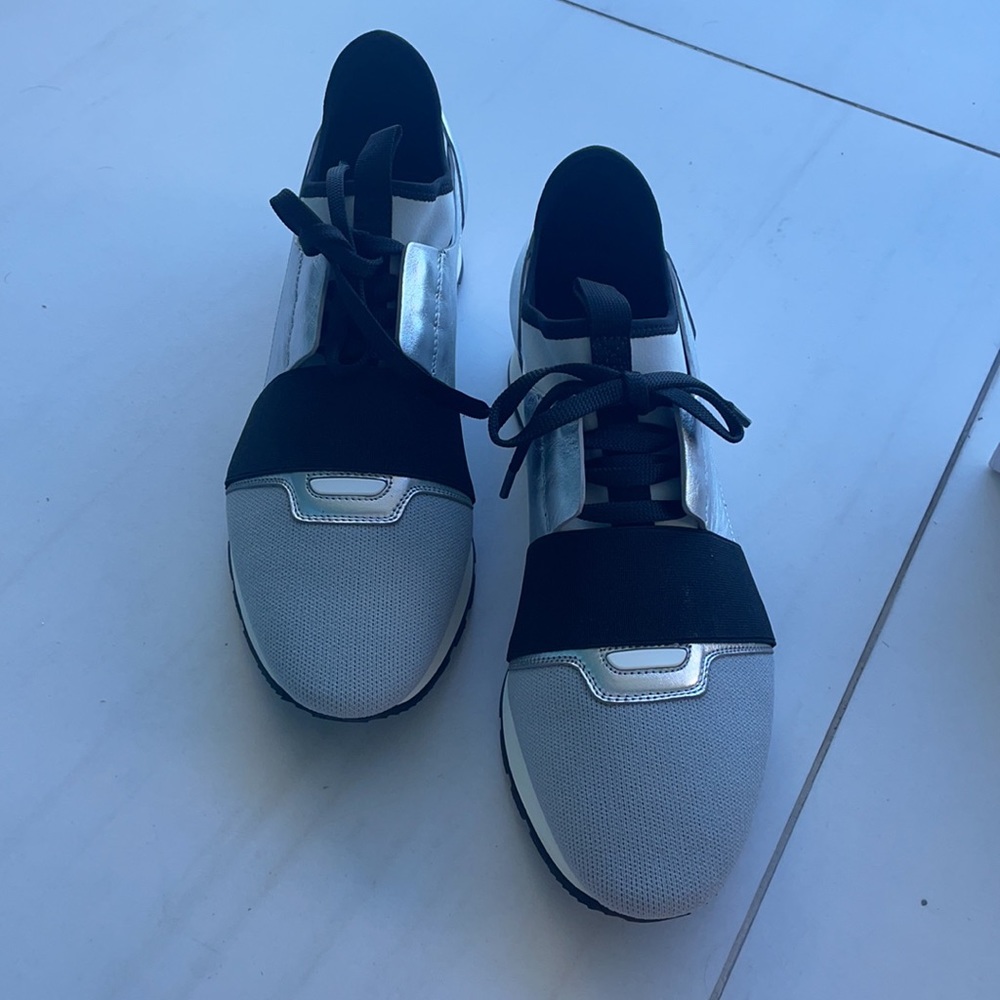 Balenciaga Black/Silver Race Runner Sneaker - Picture 3 of 16